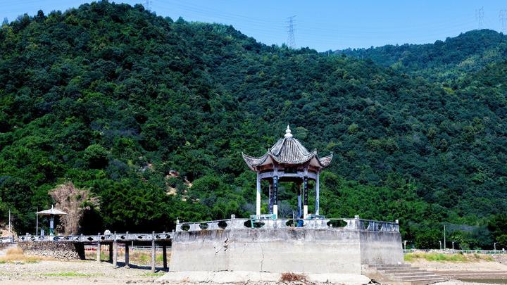 温州人的新快乐丨去珑玥潭，赴一场惊心动魄！休闲区蓝鸢梦想 - Www.slyday.coM