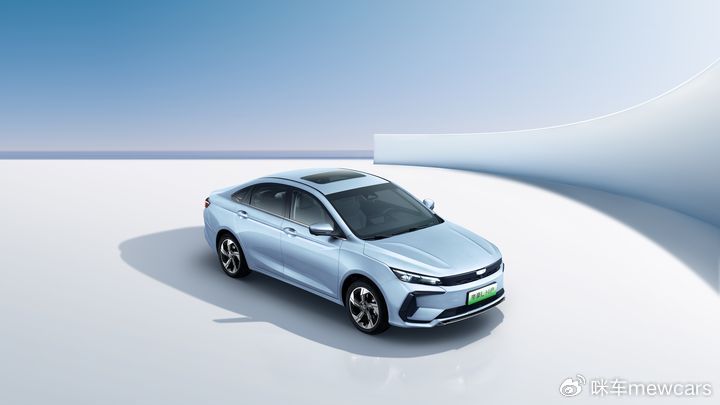 缔造混动轿车新价值吉利帝豪lhip龙腾版898万起上市