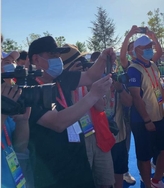 【全运会】杨倩来了，射击赛场成大型追星现场休闲区蓝鸢梦想 - Www.slyday.coM