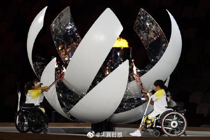 随着火炬塔圣火点燃,东京残奥之旅已正式开启.