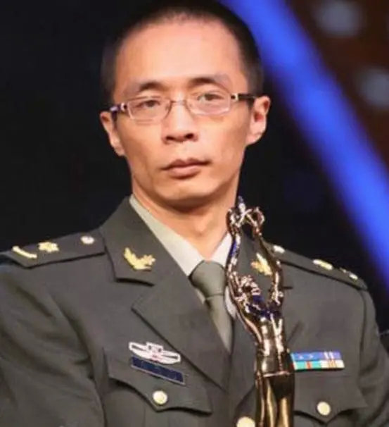 一场酣畅淋漓的胜利,《长津湖》终成国产战争片新的天花板休闲区蓝鸢梦想 - Www.slyday.coM 一场酣畅淋漓的胜利,《长津湖》终成国产战争片新的天花板休闲区蓝鸢梦想 - Www.slyday.coM