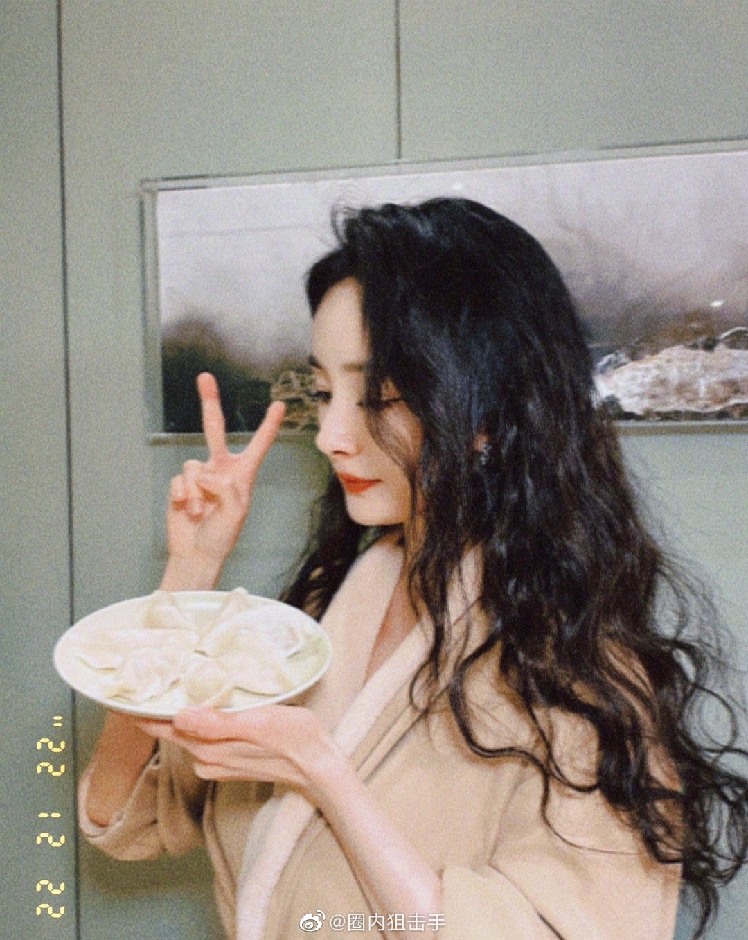 吹头发的时候容易脱发吗