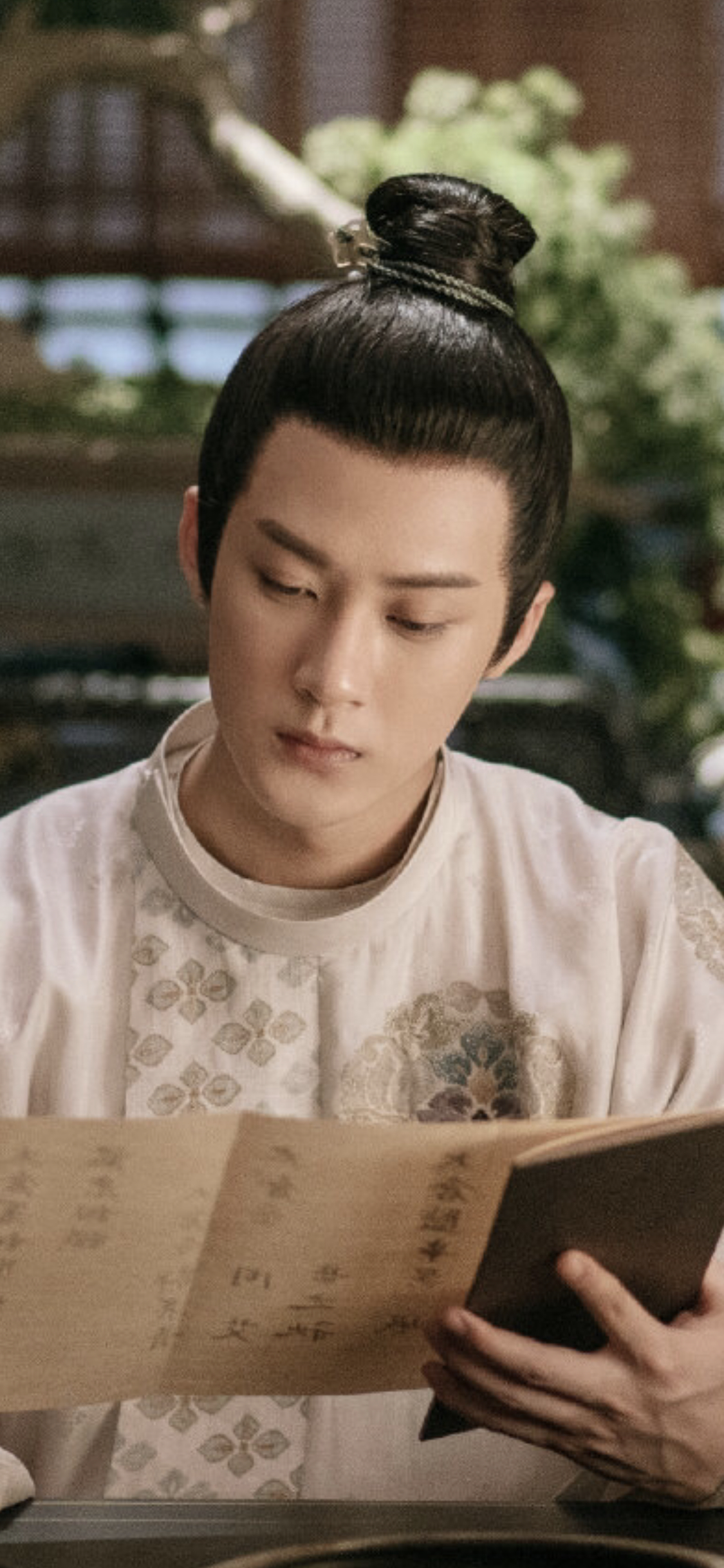 上图是檀健次骊歌行饰演周王