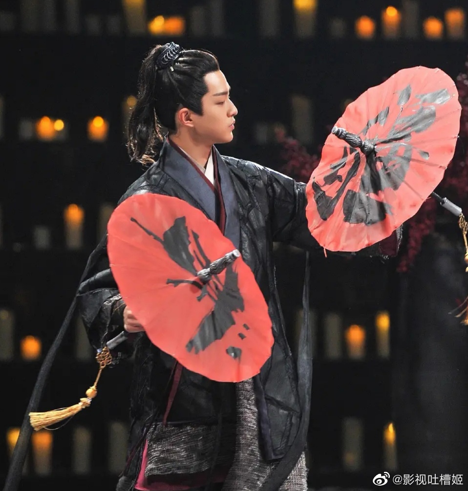 有网友爆料电视剧《长歌行》将屈楚萧换掉了,男主换成了吴磊!