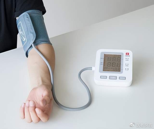 测血压时,测左臂还是右臂?提醒:不懂这5点知识,或等于白测