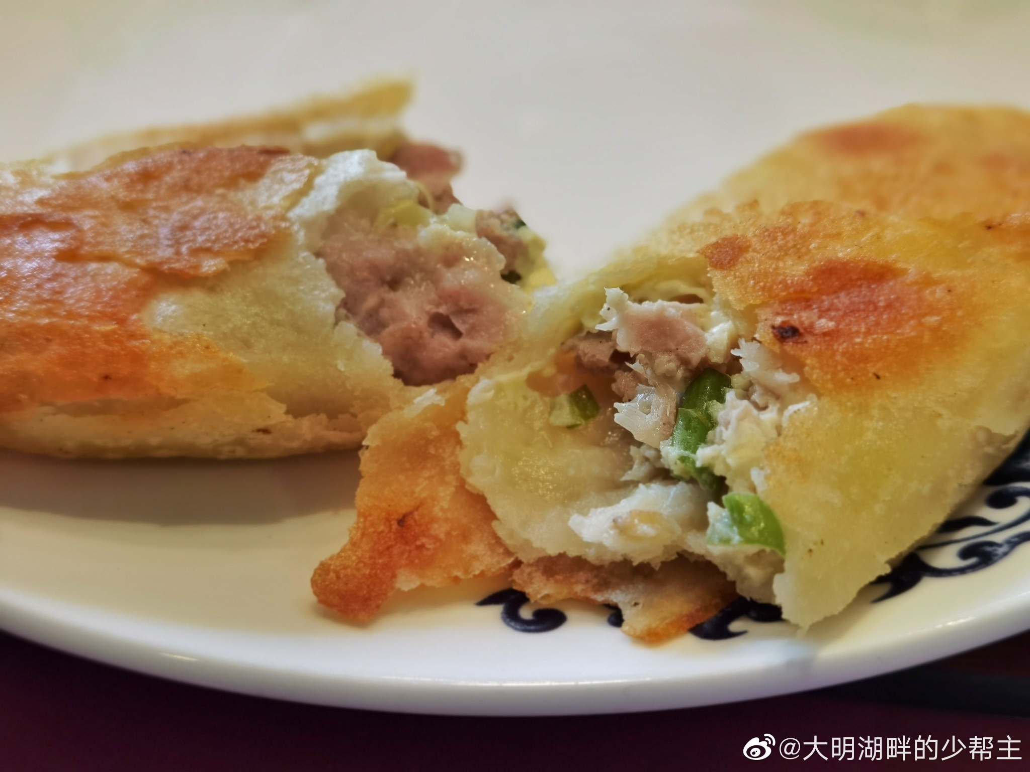 绿水蓝天、浮游碧波，泛舟东昌湖上……__财经头条