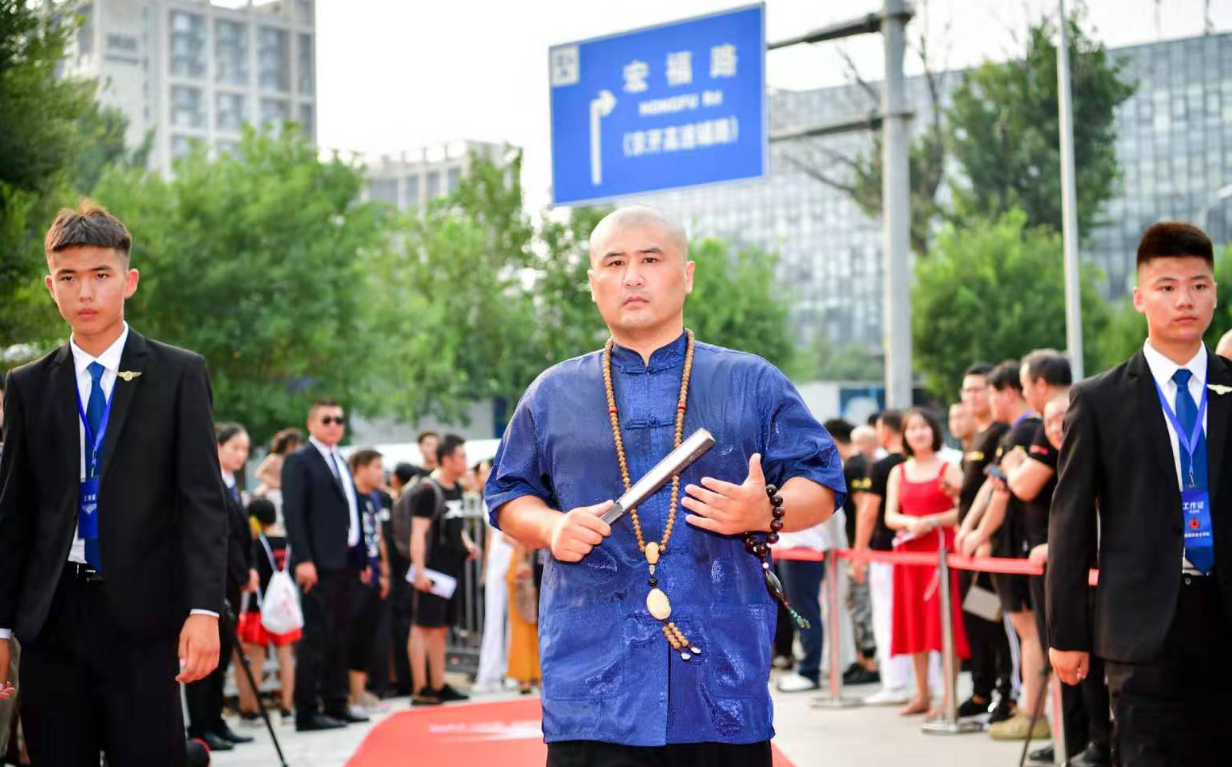 太极雷雷问罪郭德纲:你像狗护食一样进行垄断,相声将因垄断衰亡|太极|