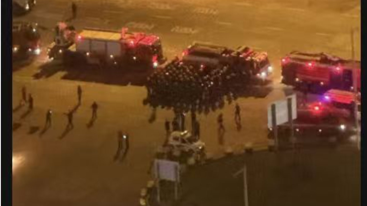 飞机只给托运行李箱吗怎么收费