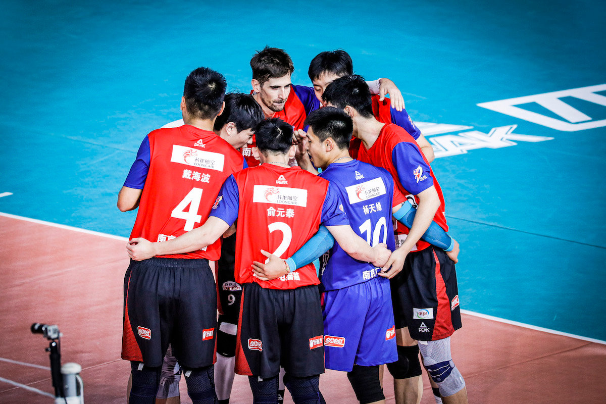 男排联赛b组第六轮焦点战,江苏3:2擒获天津!__财经头条