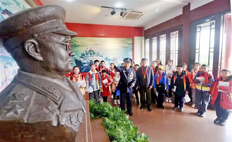 “娃儿不但回家了，还主动开始做家务了” 预防矫治未成年犯罪工作，他们是这样做的……休闲区蓝鸢梦想 - Www.slyday.coM