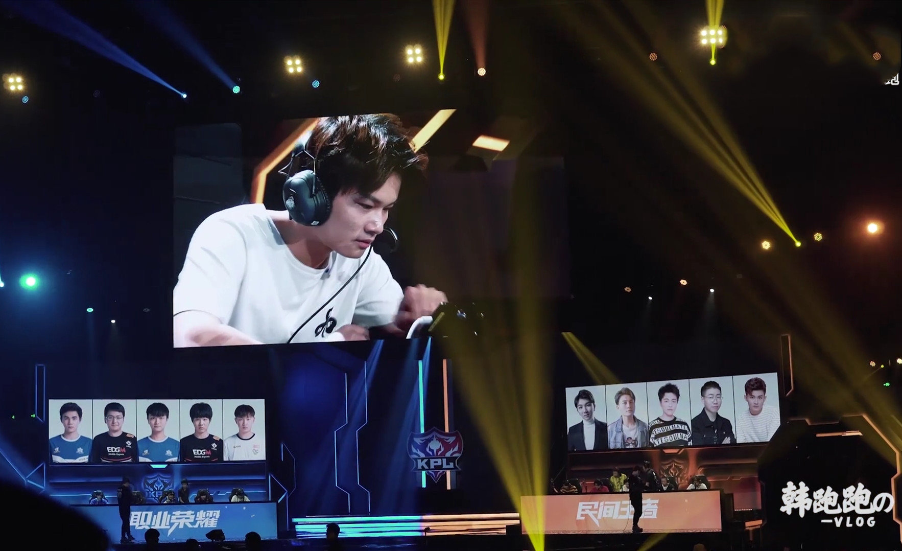 王者荣耀:韩跑跑获得王者荣耀年度大奖,粉丝:有付出就会有回报