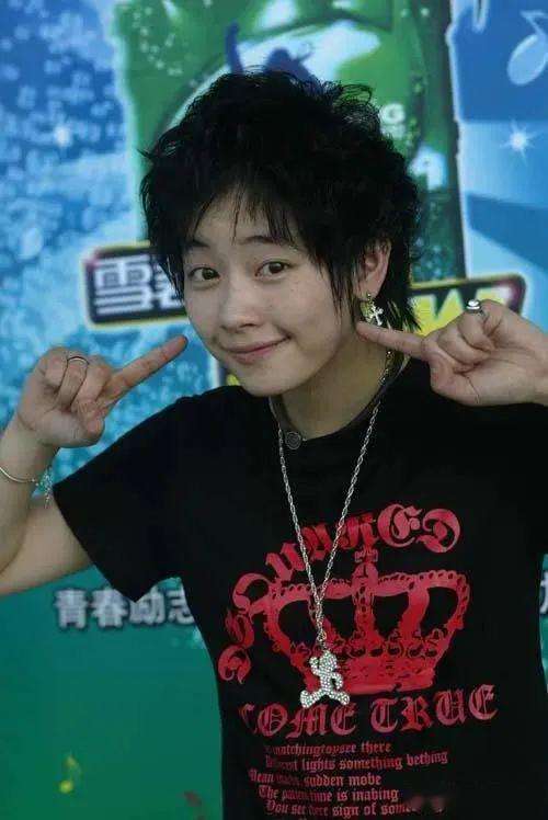 刘雅瑟获得金像奖影后后，张杰、薛之谦又多了一个“知名师妹”了__财经头条