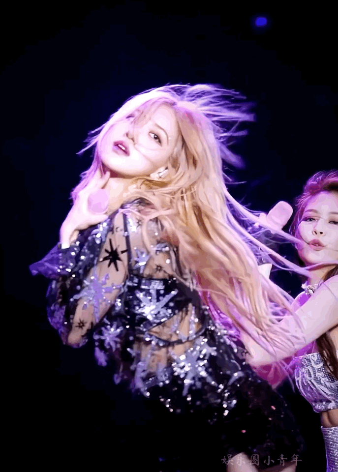 blackpink的氛围感,感觉四位美女头发丝都会跳舞的程度……__财经头条