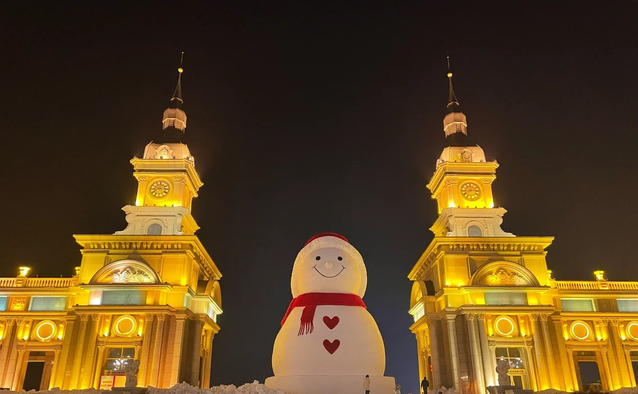 哈尔滨的大雪人也太可爱了想去看看