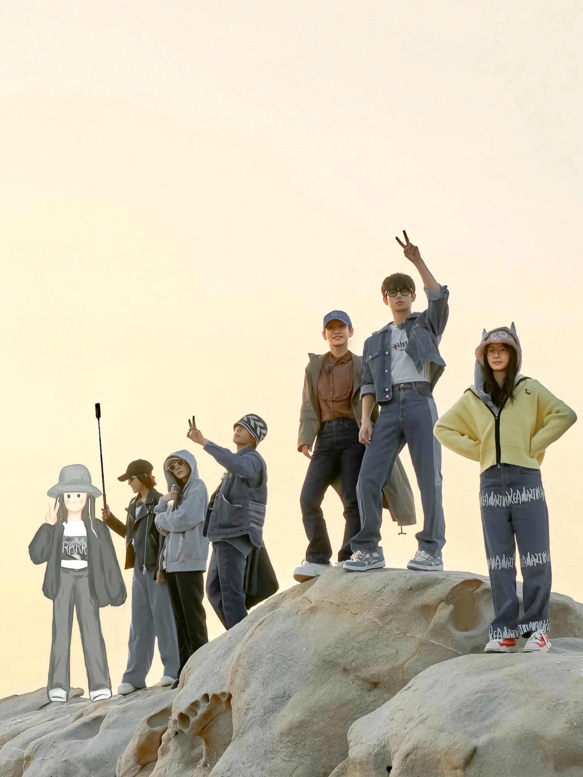 普通人存一些趣味十足的多人群体拍照姿势来咯!