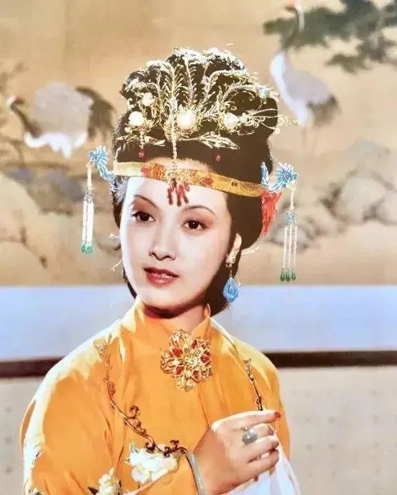 王熙凤几乎是《红楼梦》中.