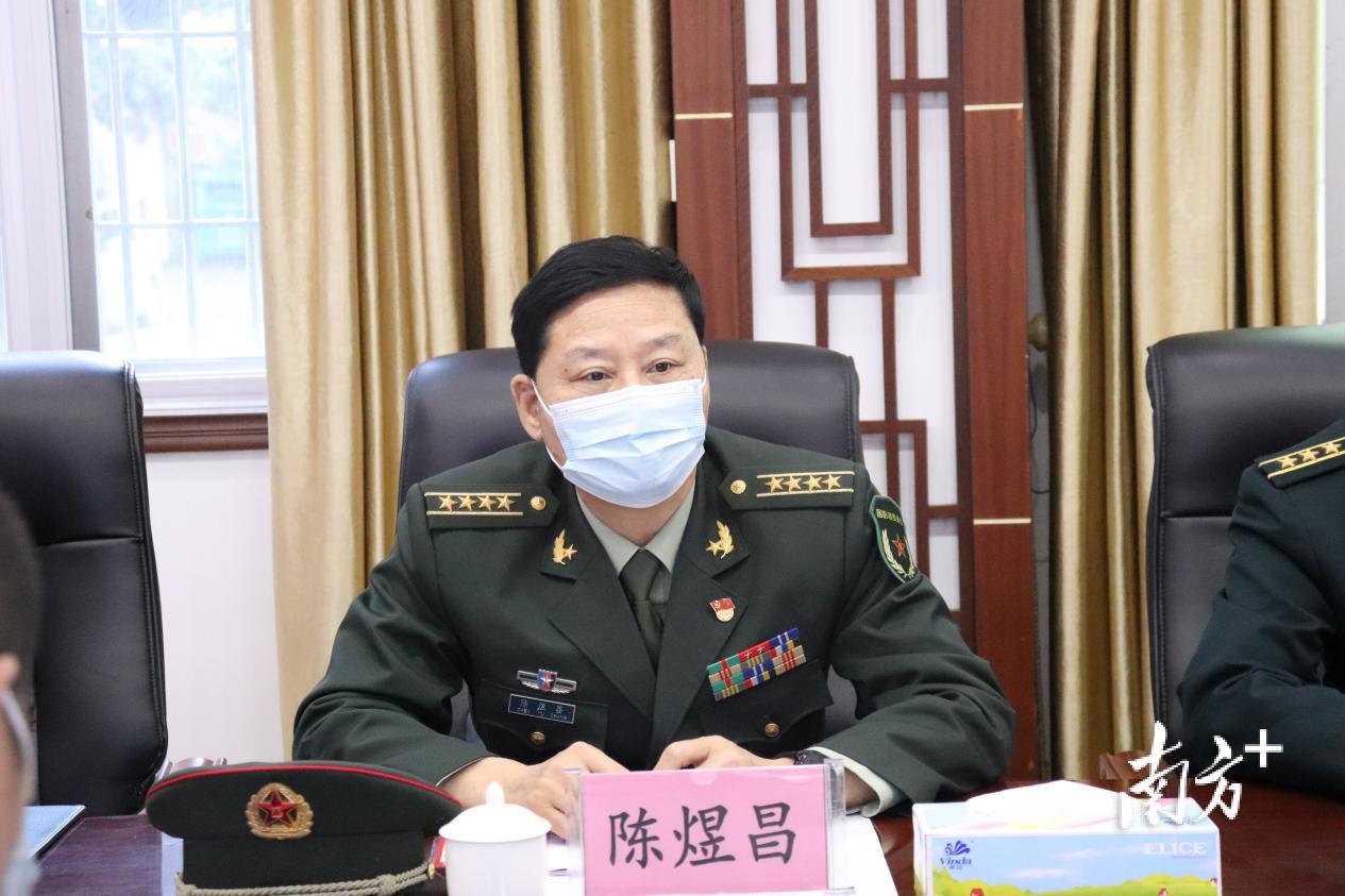 陈煜昌一行听取了梅江区关于2022年春季征兵基本情况