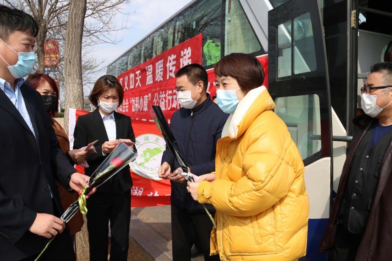 从孝感到大连，27名务工人员如何跨越1900公里安全返岗