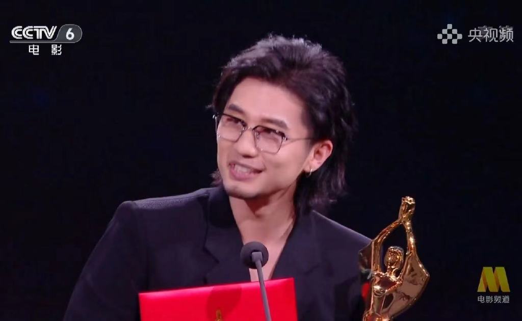 大众百花奖获奖名单，张译双料最佳男主角，袁泉三次获得百花奖休闲区蓝鸢梦想 - Www.slyday.coM