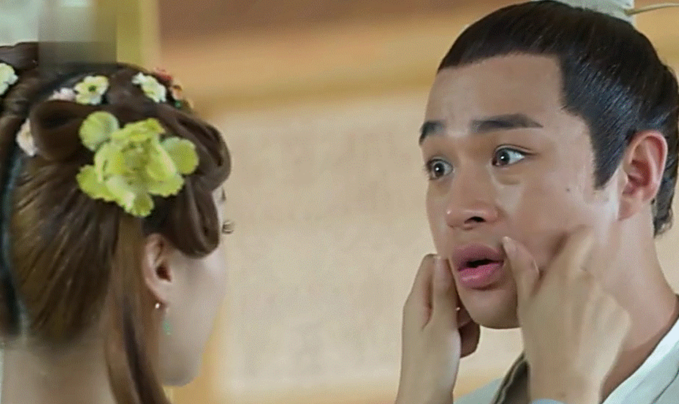 《花千骨》默默无闻的配角,换上西装造型后,犹如脱胎换骨