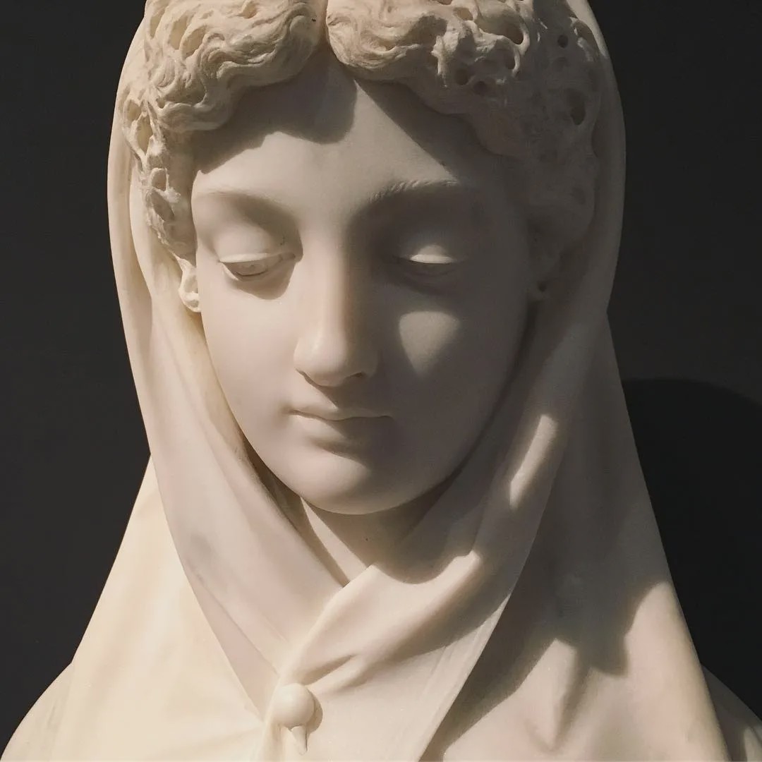 西方雕塑艺术源远流长,作品繁多.