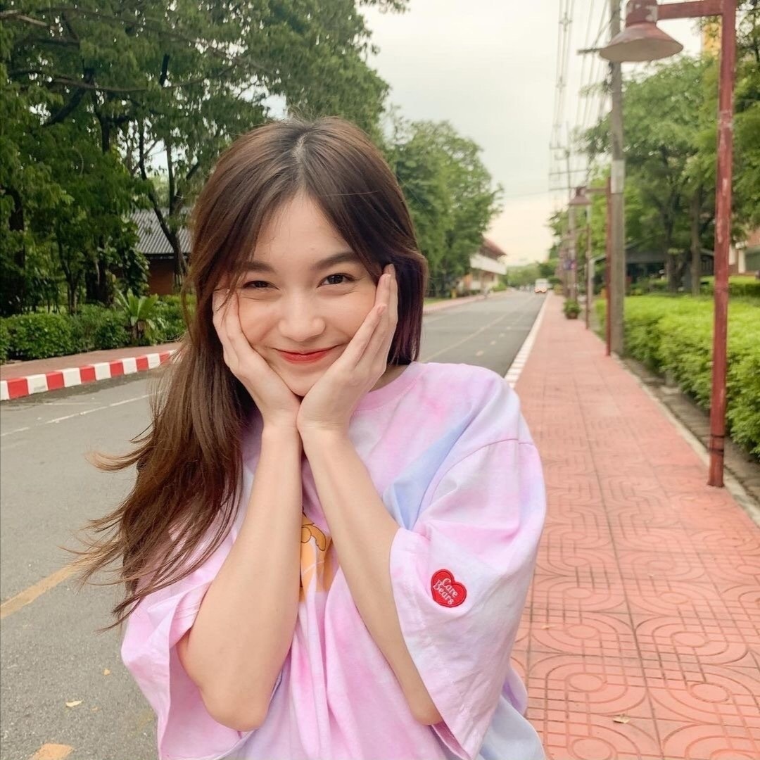 loverrukk 泰国00后甜妹__财经头条