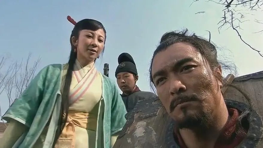 解读水浒——雷横白秀英,两个逆行人生的大输家|秀英|白秀英|雷横_新浪新闻