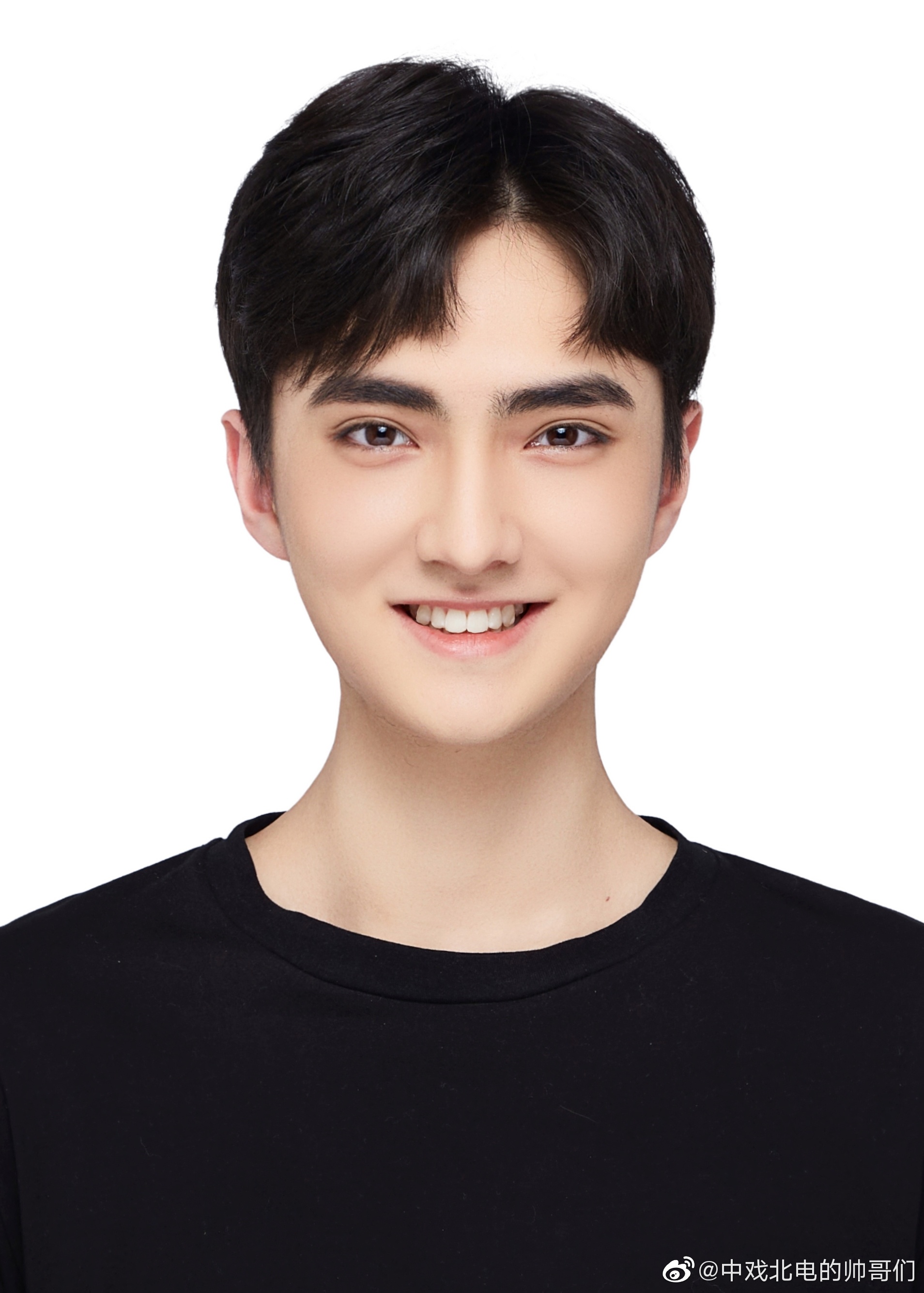 2022级表演类艺考生 抱最大的希望,为最大的努力……__财经头条