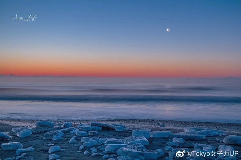 想去看像水晶一样的 不同颜色的 超级梦幻的冰块么 想去看像水晶一样的 不同颜色的 超级梦幻的冰块么