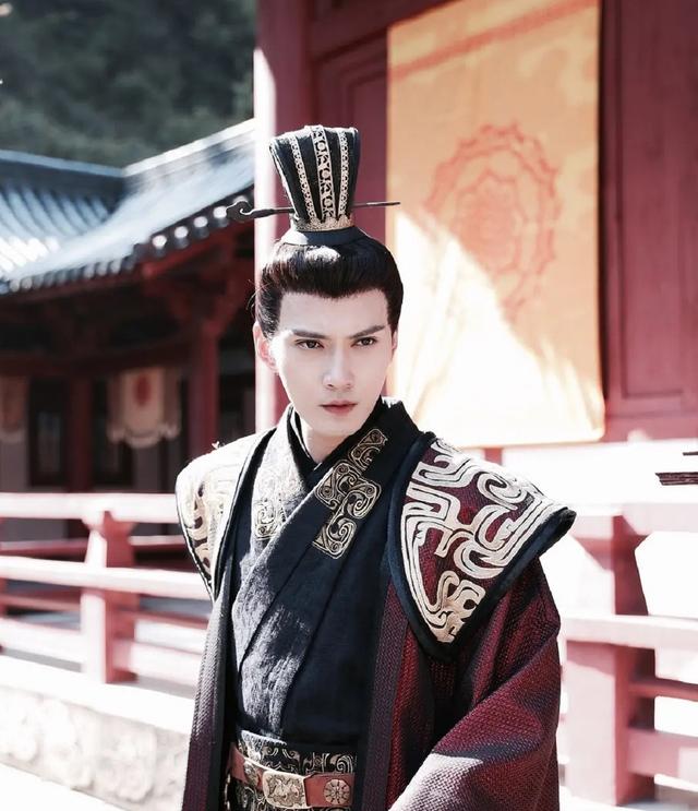 60位惊艳了时光的古装男神,谁是你的白月光?
