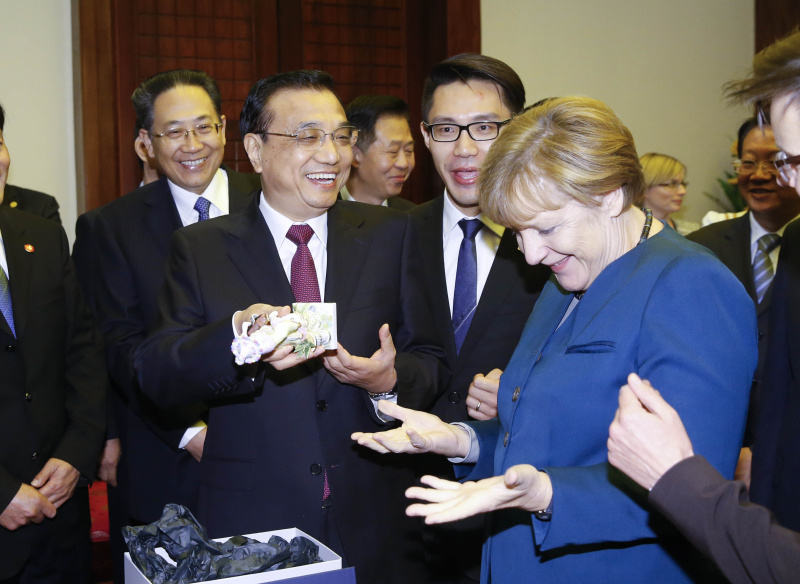 德媒披露默克尔退休生活计划 每月养老金超10万休闲区蓝鸢梦想 - Www.slyday.coM 德媒披露默克尔退休生活计划 每月养老金超10万休闲区蓝鸢梦想 - Www.slyday.coM