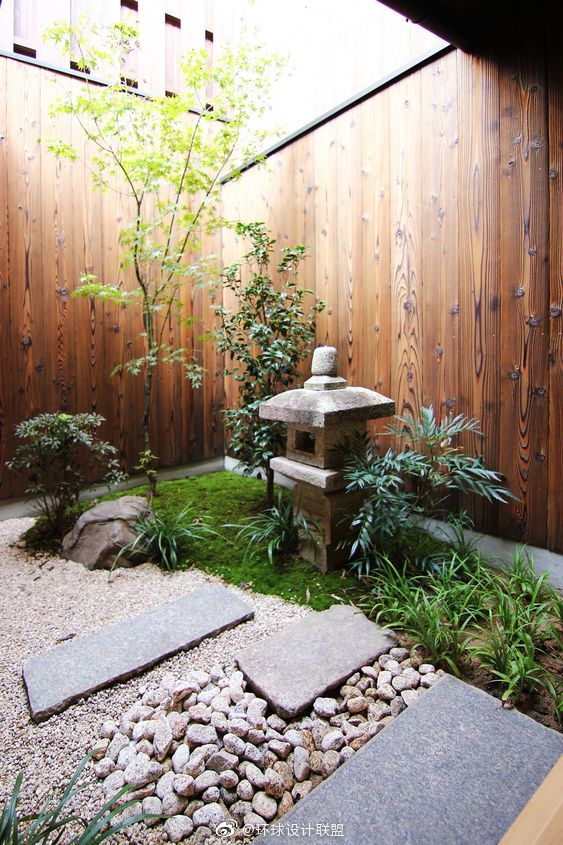 日式迷你精致庭院图片