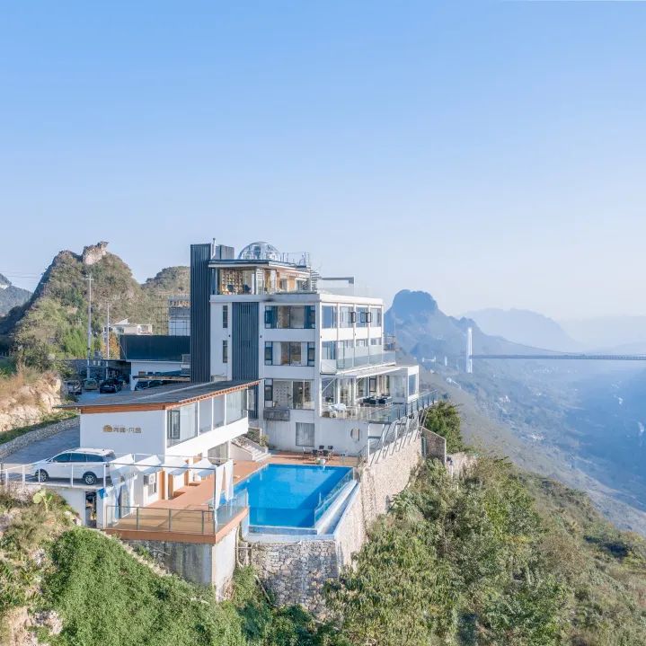 【特惠民宿】够野够网红！这个悬崖民宿，去100次也不够休闲区蓝鸢梦想 - Www.slyday.coM