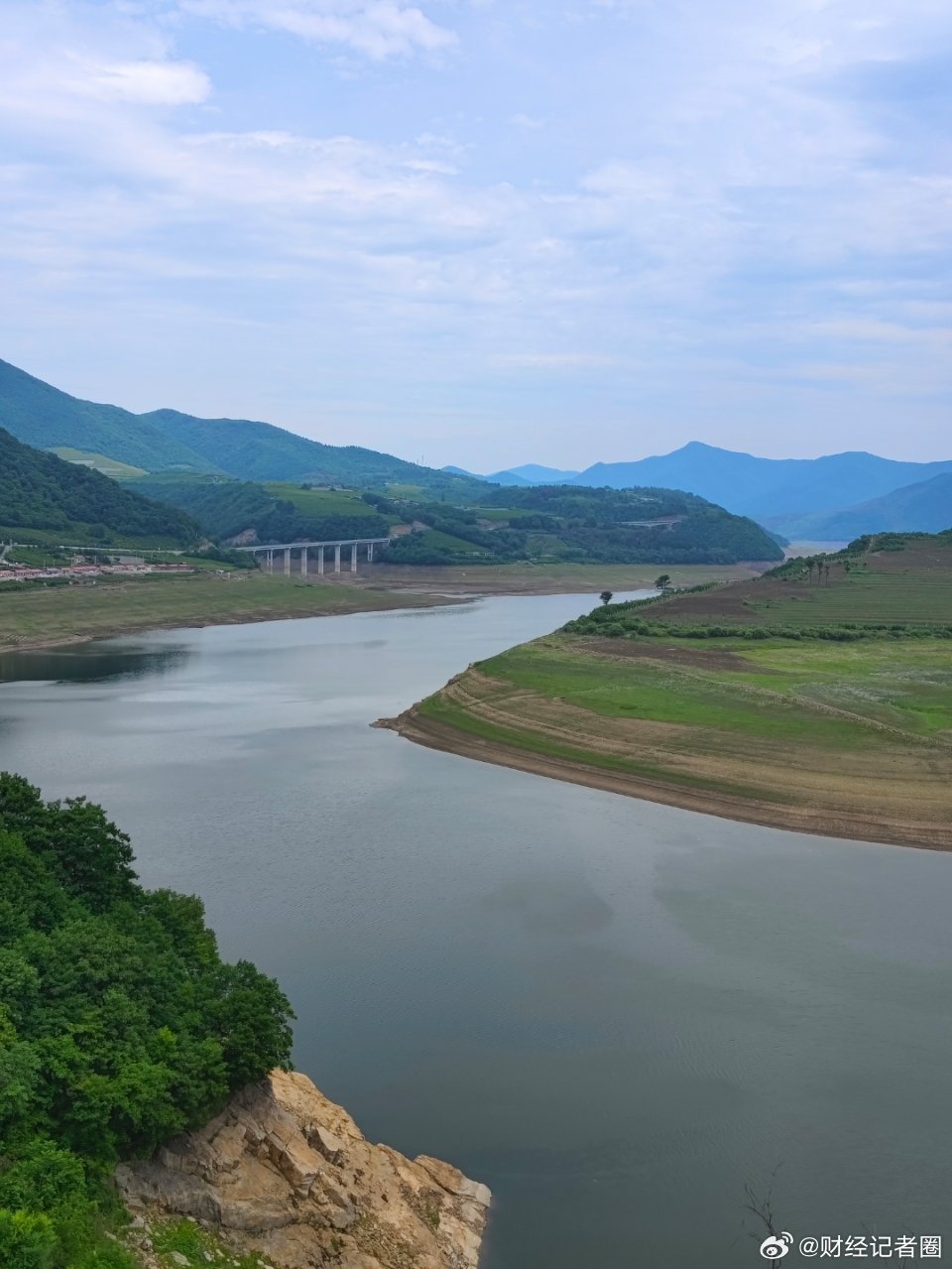 东北美景赛江南,第一次来到鸭绿江边,忍不住给大家分享一下
