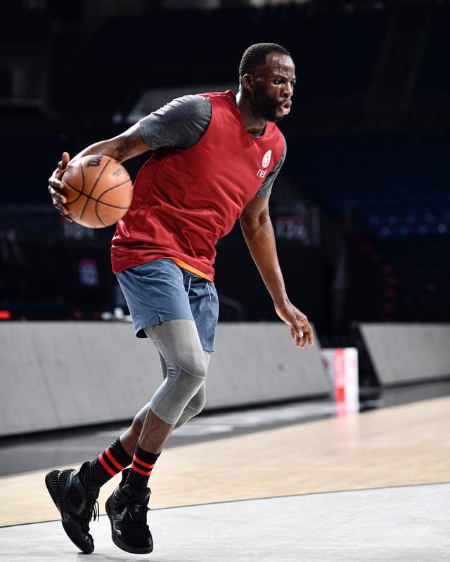 追梦格林欧洲游玩身形干练 下赛季或给球迷意外惊喜|格林|身形|赛期