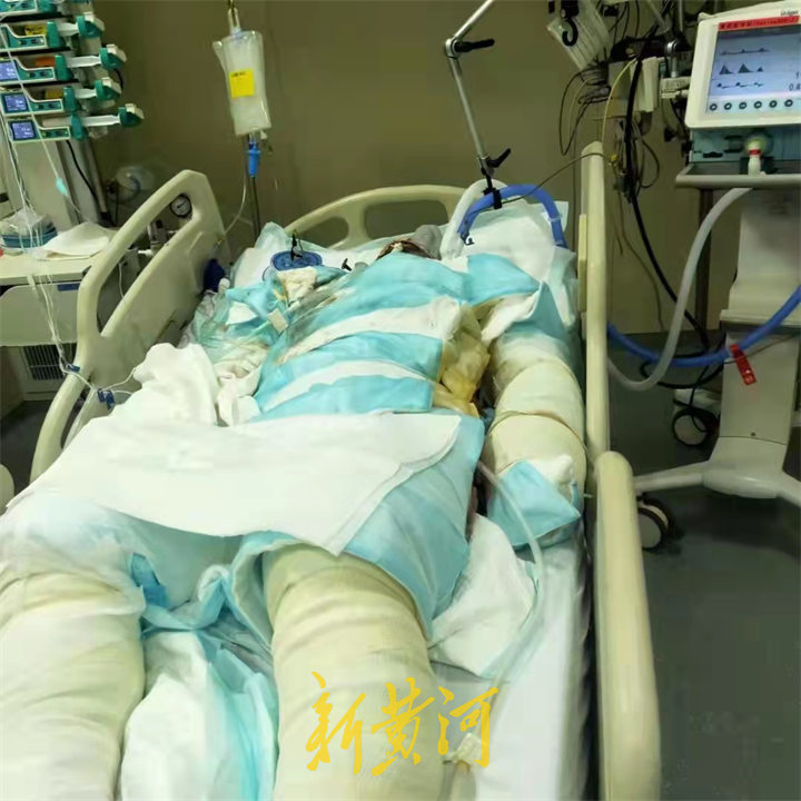 痛心!火灾中舍身救妻子的“中国好丈夫”陈超产,今天凌晨走了休闲区蓝鸢梦想 - Www.slyday.coM 痛心!火灾中舍身救妻子的“中国好丈夫”陈超产,今天凌晨走了休闲区蓝鸢梦想 - Www.slyday.coM