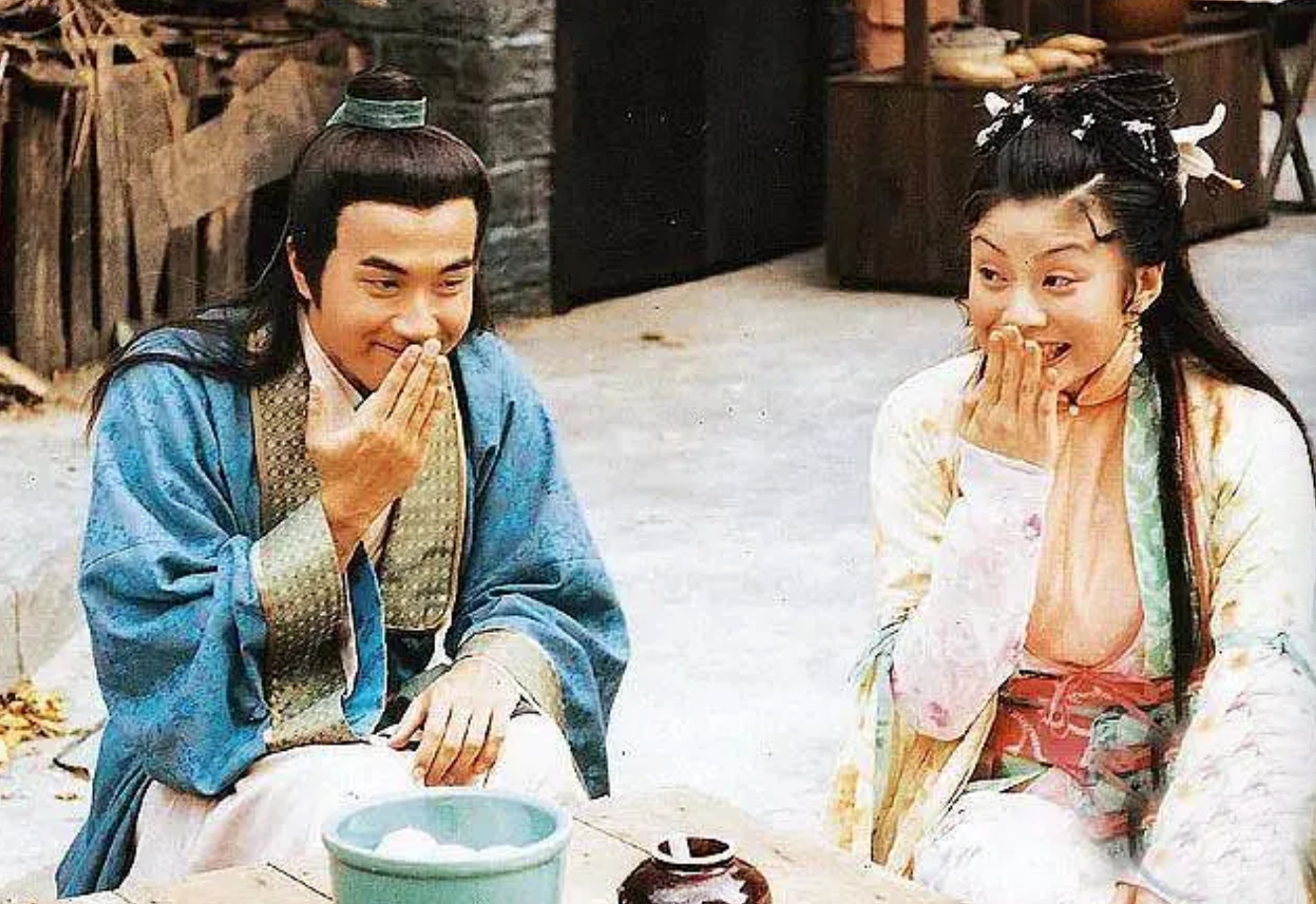 廖碧儿重提与刘恺威旧情满脸尴尬分开17年无往来避谈分手原因