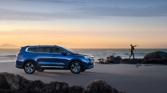 豪越L上市，售价12.79-14.79万元