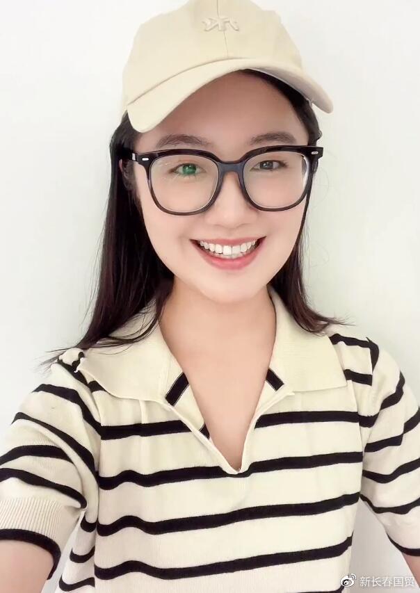 点读机女孩保研中传!21岁近照曝光,昔日童星变成这样了休闲区蓝鸢梦想 - Www.slyday.coM 点读机女孩保研中传!21岁近照曝光,昔日童星变成这样了休闲区蓝鸢梦想 - Www.slyday.coM