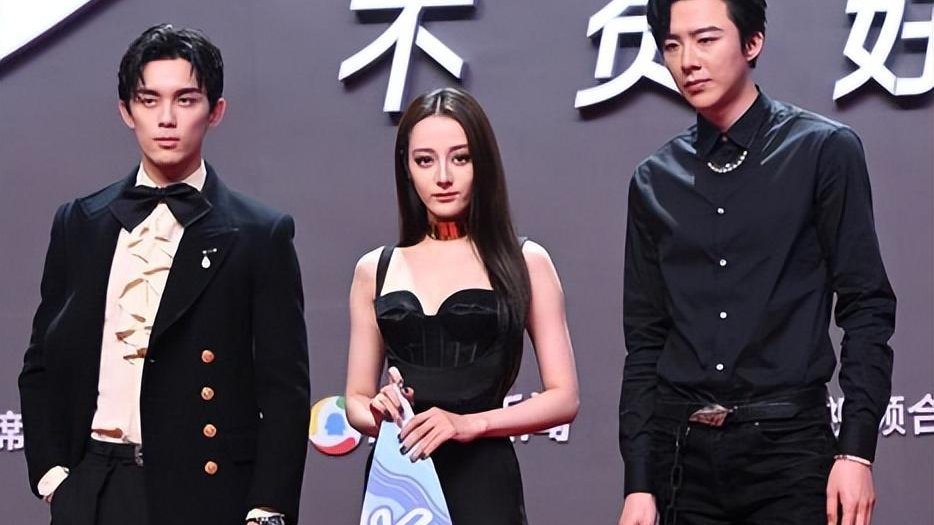 刘宇宁承认结婚离婚但无女,没塌房还涨粉了,不会连累刘涛刘诗诗|刘宇宁|刘诗诗|刘涛_新浪新闻