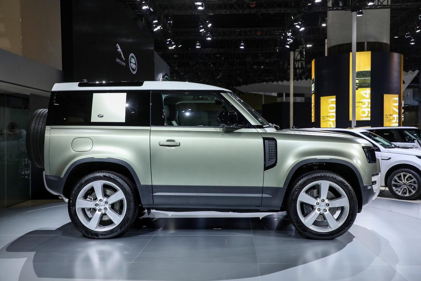 全新路虎卫士90 / 三门五座的倔强