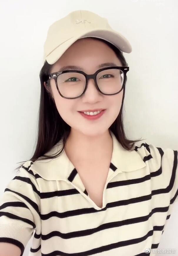 点读机女孩保研中传!21岁近照曝光,昔日童星变成这样了休闲区蓝鸢梦想 - Www.slyday.coM 点读机女孩保研中传!21岁近照曝光,昔日童星变成这样了休闲区蓝鸢梦想 - Www.slyday.coM