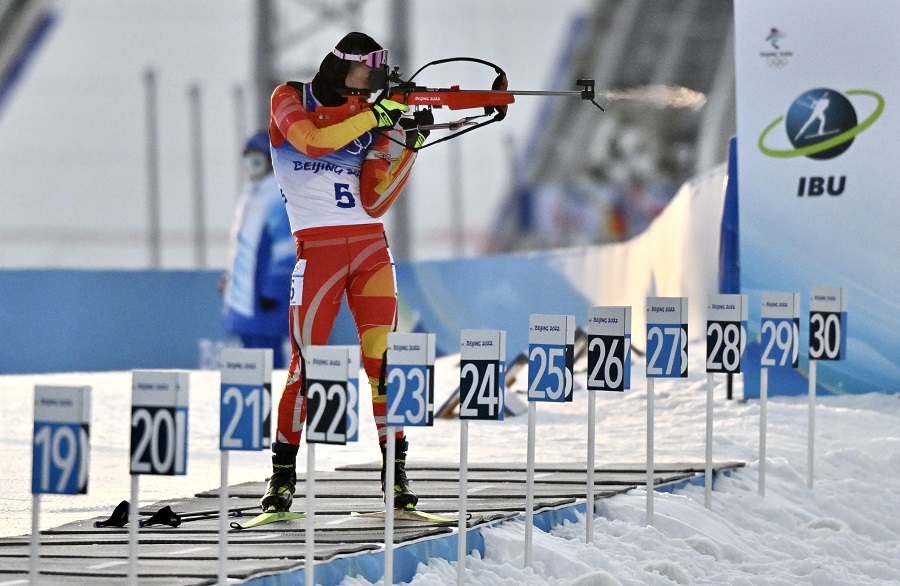 挪威选手获得冬季两项男子10公里短距离冠军休闲区蓝鸢梦想 - Www.slyday.coM 挪威选手获得冬季两项男子10公里短距离冠军休闲区蓝鸢梦想 - Www.slyday.coM