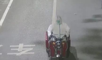 当“瞒天过海”遇上“火眼金睛”：西安一男子扮成“大白”行窃落网休闲区蓝鸢梦想 - Www.slyday.coM