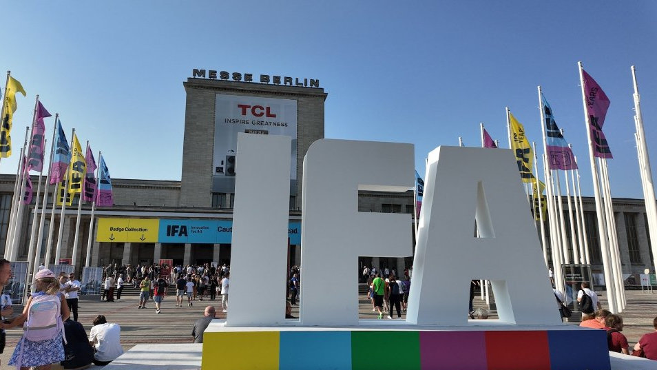 IFA 2024 首日观察：AI是主旋律，国产品牌彻底杀疯了！|ifa|江波龙|欧洲市场|科技|消费者_新浪新闻