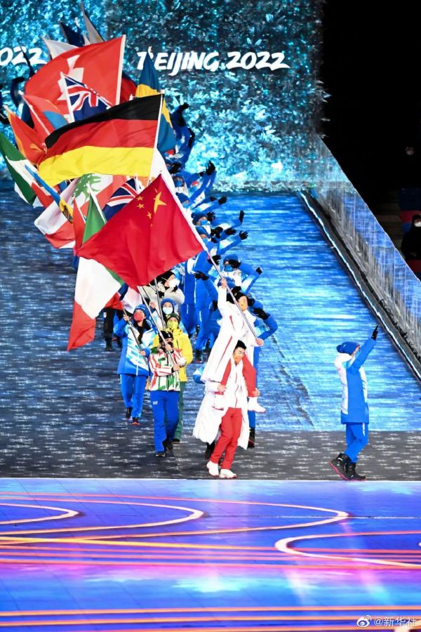 一起“高”举中国“梦”！这一幕燃爆了！开闭幕式原来是连续剧，这就是中国的浪漫！休闲区蓝鸢梦想 - Www.slyday.coM