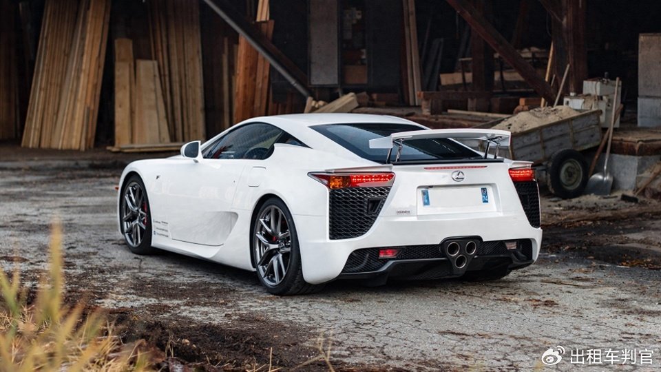 经典超跑lexuslfa寻找新主人48lv10赛车引擎全球限量500