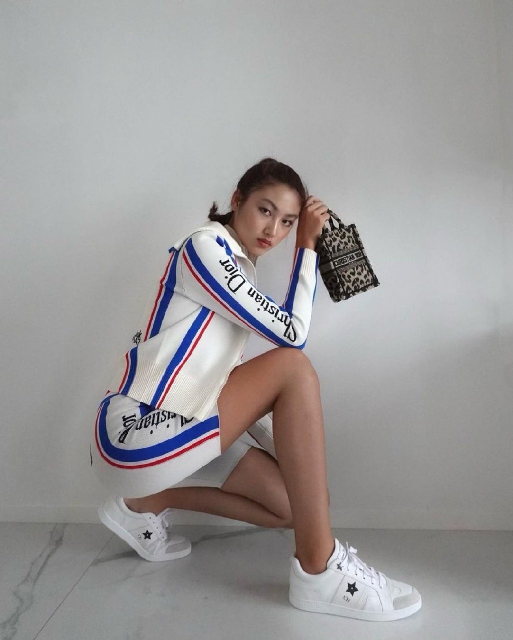 任达华18岁女儿任晴佳出道,被网友封为最有潜质"星二代"|任晴佳