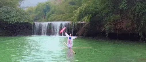 女子实名举报遭警察前夫家暴休闲区蓝鸢梦想 - Www.slyday.coM