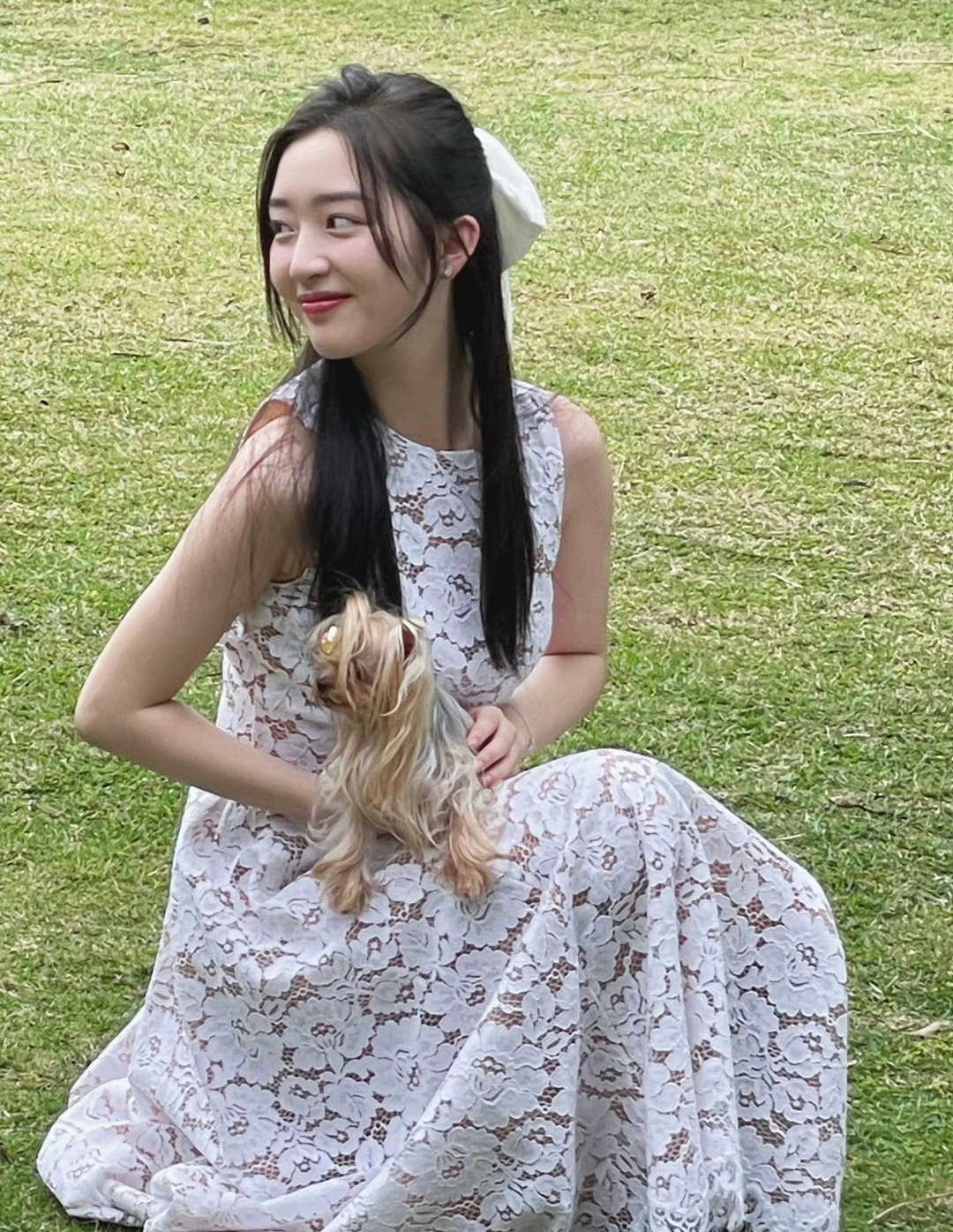 邓恩熙18张氛围感照片合集05很美很有灵气的妹宝